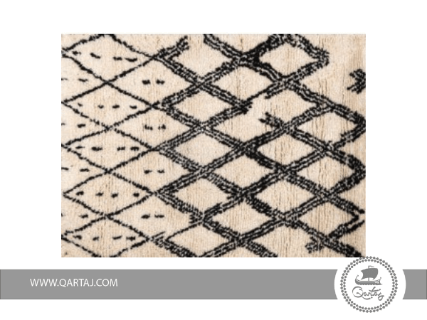 Black-&-White-Geometric-Rug-Tunisian-Carpet