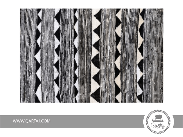 black-&-white-triangle-carpet-tunisian-handmade