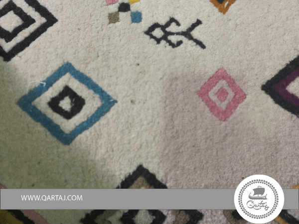 Handmade White Carpet with patterns, Tunisian