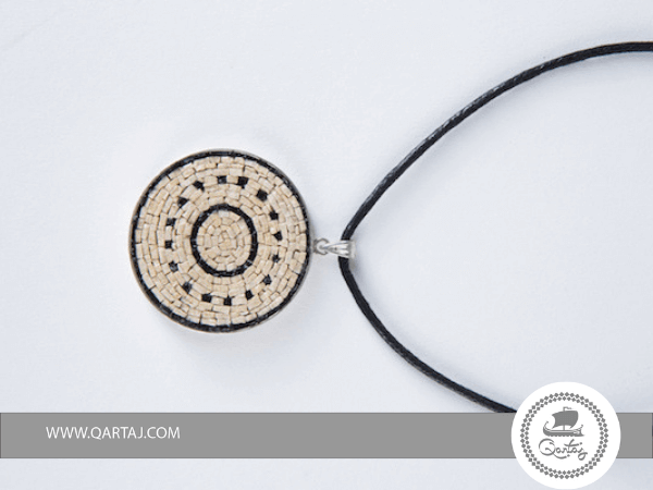necklace-micro-mosaic-silver-and-leather-hand-craved-and-applied-natural
