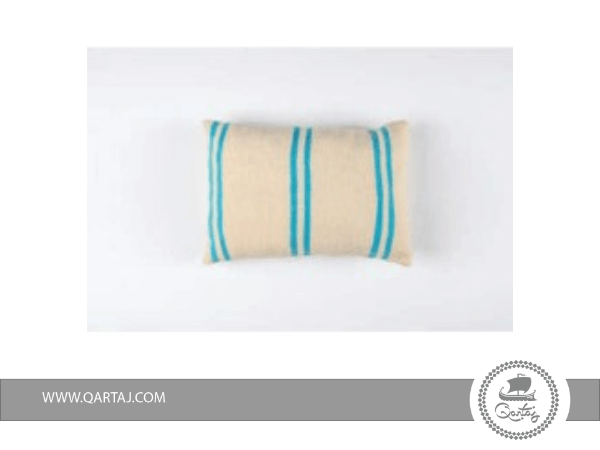 Pillows-white-with-turquoise-line 