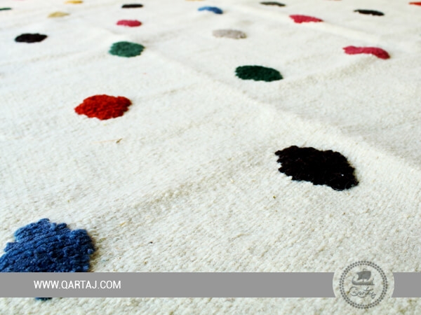 qartaj-pompon-carpet-handmade-wool-rug-makther-stylish-tapis