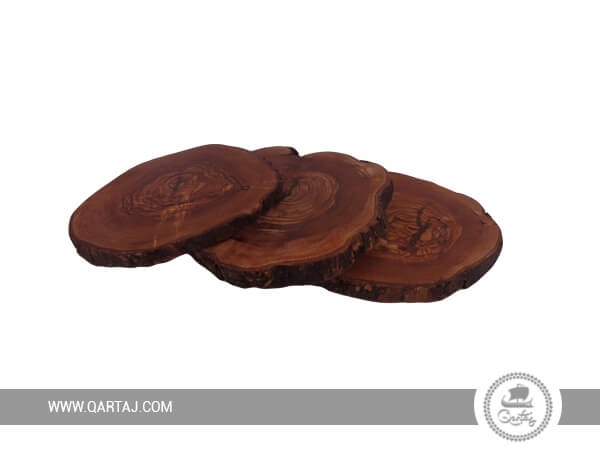 qartaj-round-rustic-olive-wood-board-made-in-tunisia