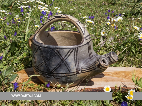 qartaj-sejnan-clay-waterning-pot-garden-berber-pottery