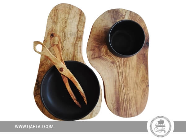 Serving olive wood boards irregular form  
