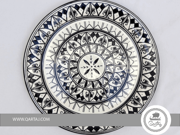 set-of-three-plates-of-ceramics-hand-painted-tunisia