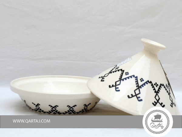 Simple And Modern Handmade Tajine Plate Pottery Made In Tunisia
