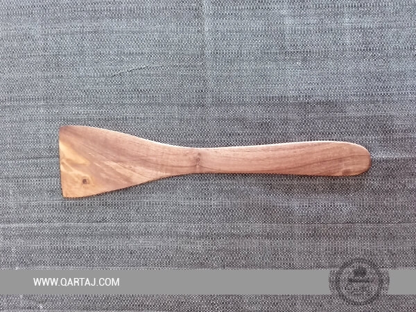 Olive-Wood-Flat-Spatula-spoon-olive-wood-made-in-tunisia-fair-trade-wood-utensils-gifts
